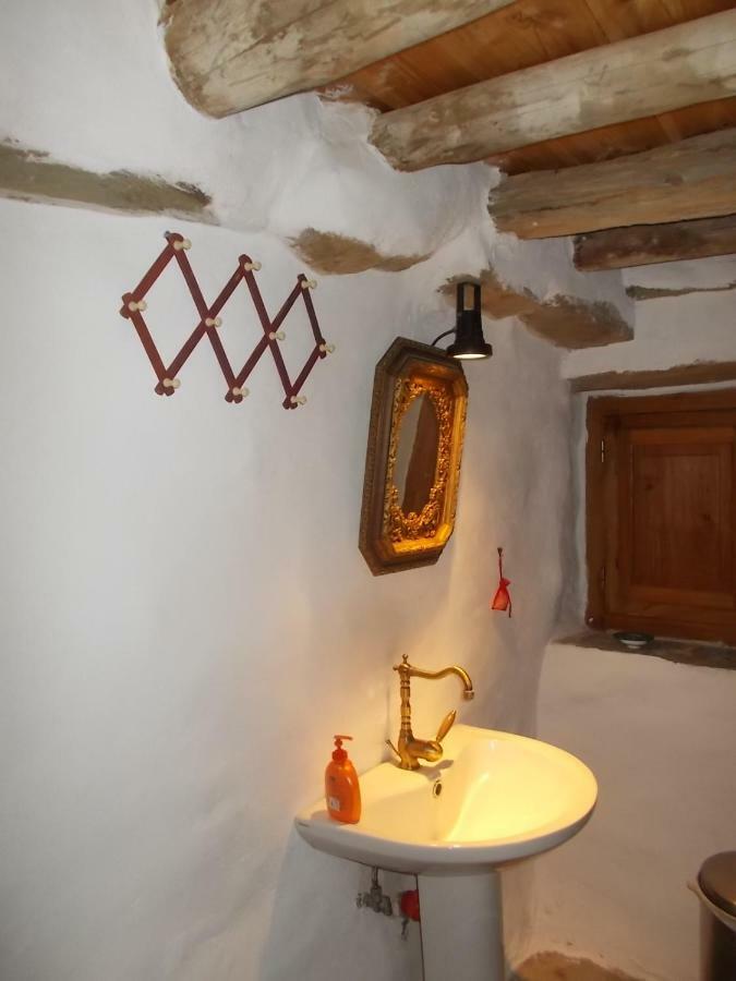 Cyclades Olive Museum'S Guest House Pitrofos Екстериор снимка