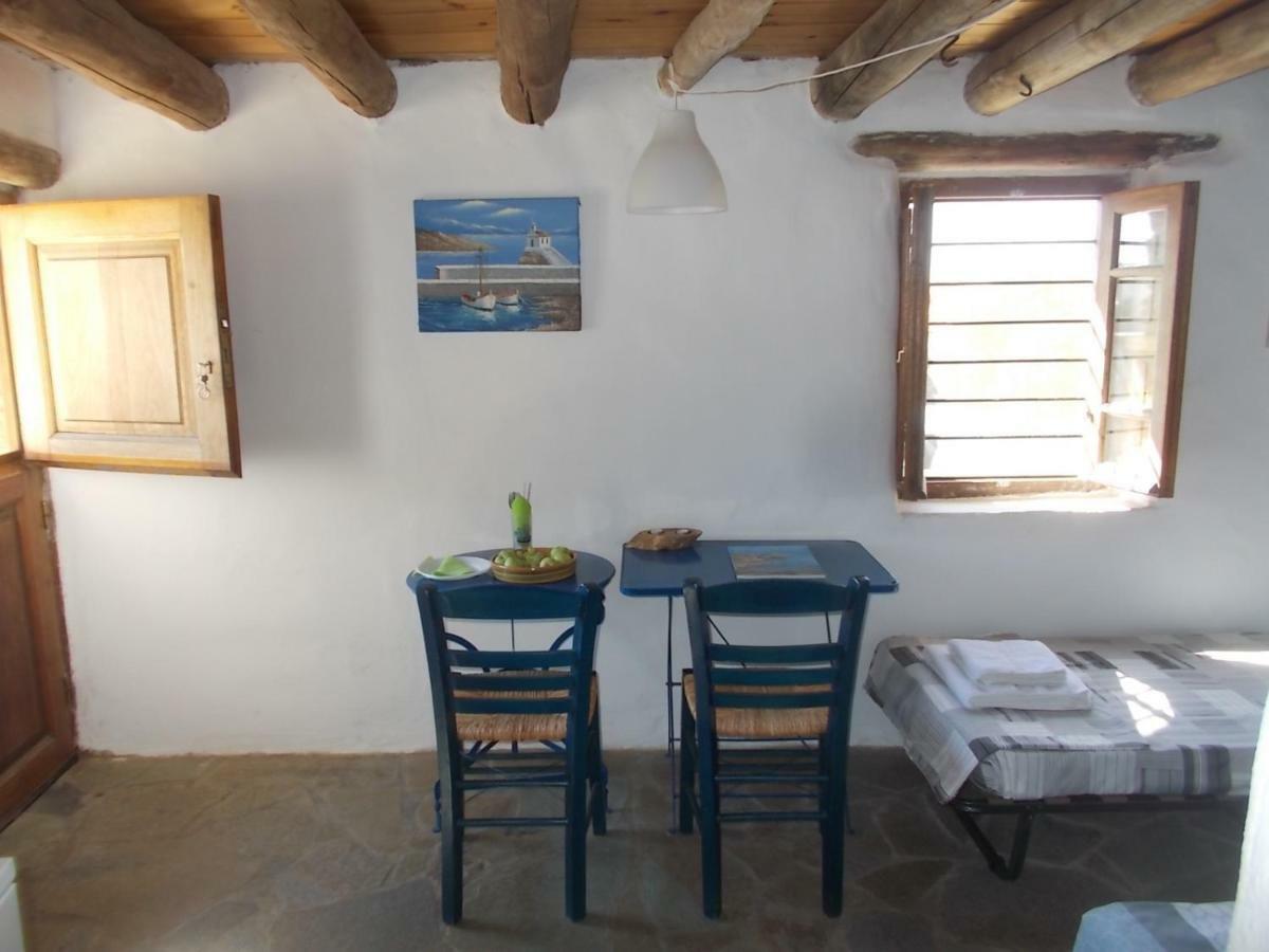 Cyclades Olive Museum'S Guest House Pitrofos Екстериор снимка