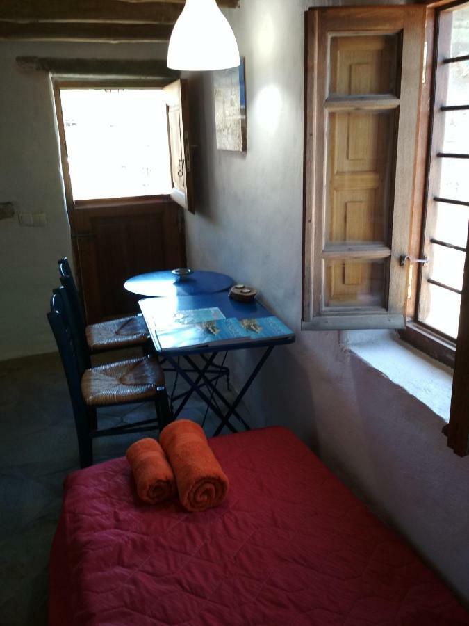 Cyclades Olive Museum'S Guest House Pitrofos Екстериор снимка